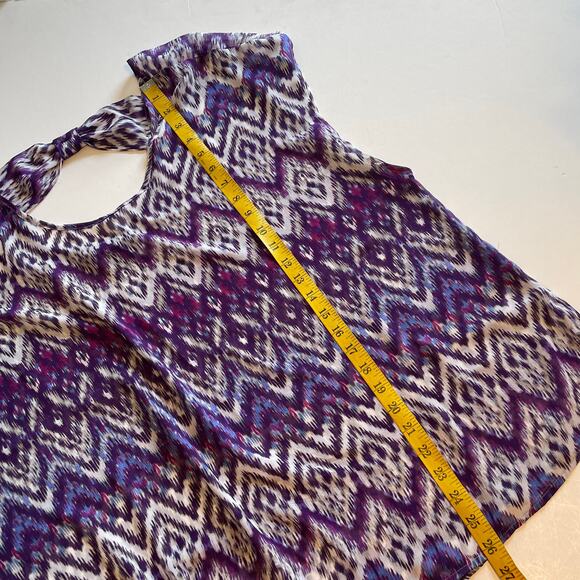 Torrid Purple Ikat Aztec Print Top Women's Size 2X Sheer Cut Out Bow Back Blouse - Picture 9 of 9